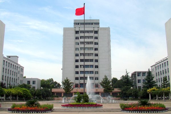 作者:粮油食品学院  粮工0802  石泉强学生制作的嵩山路校区视频目前